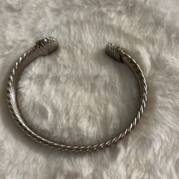 Flat cable bangle bracelet - Picture 3 of 4